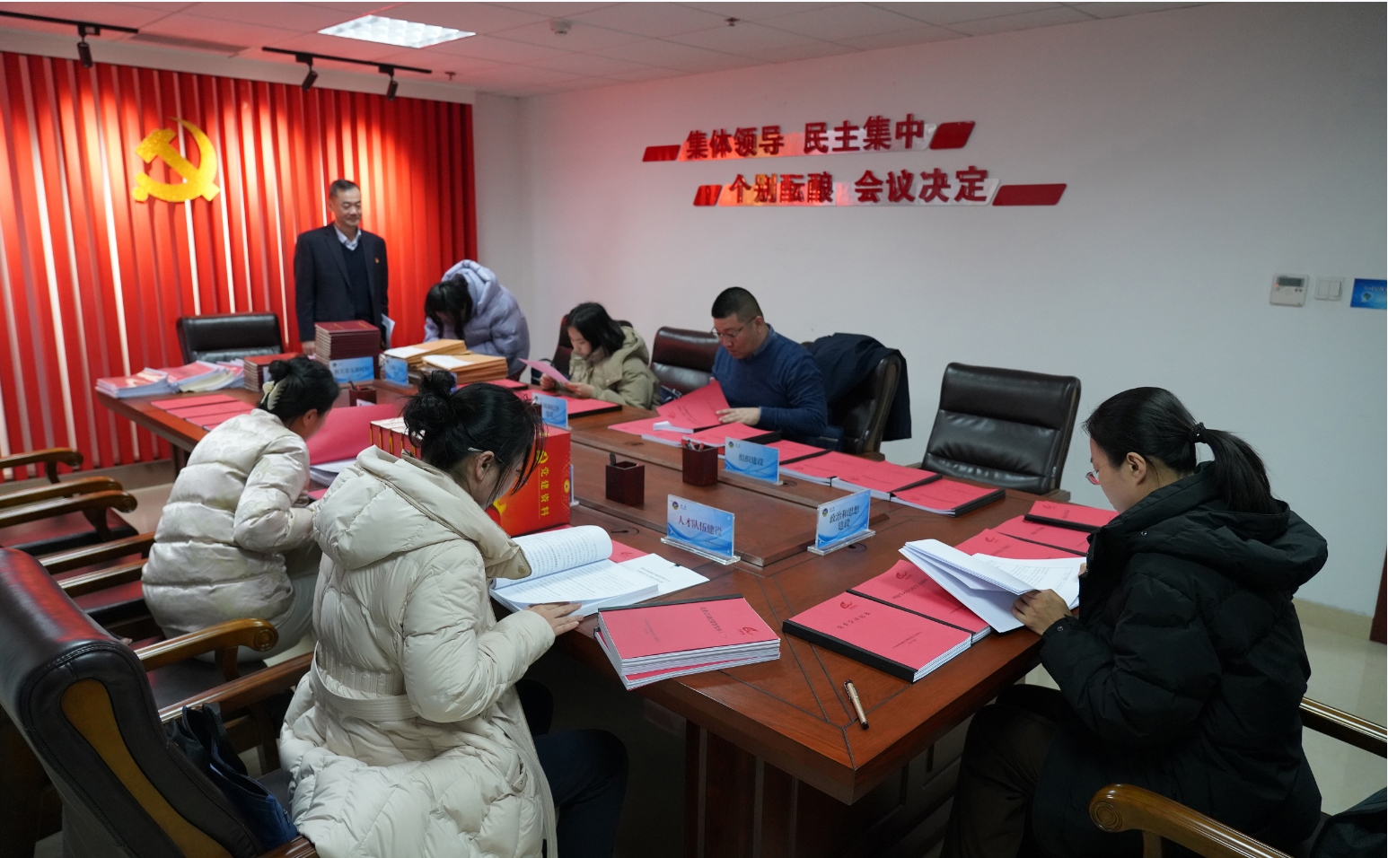 1736470385118875.png 2.png