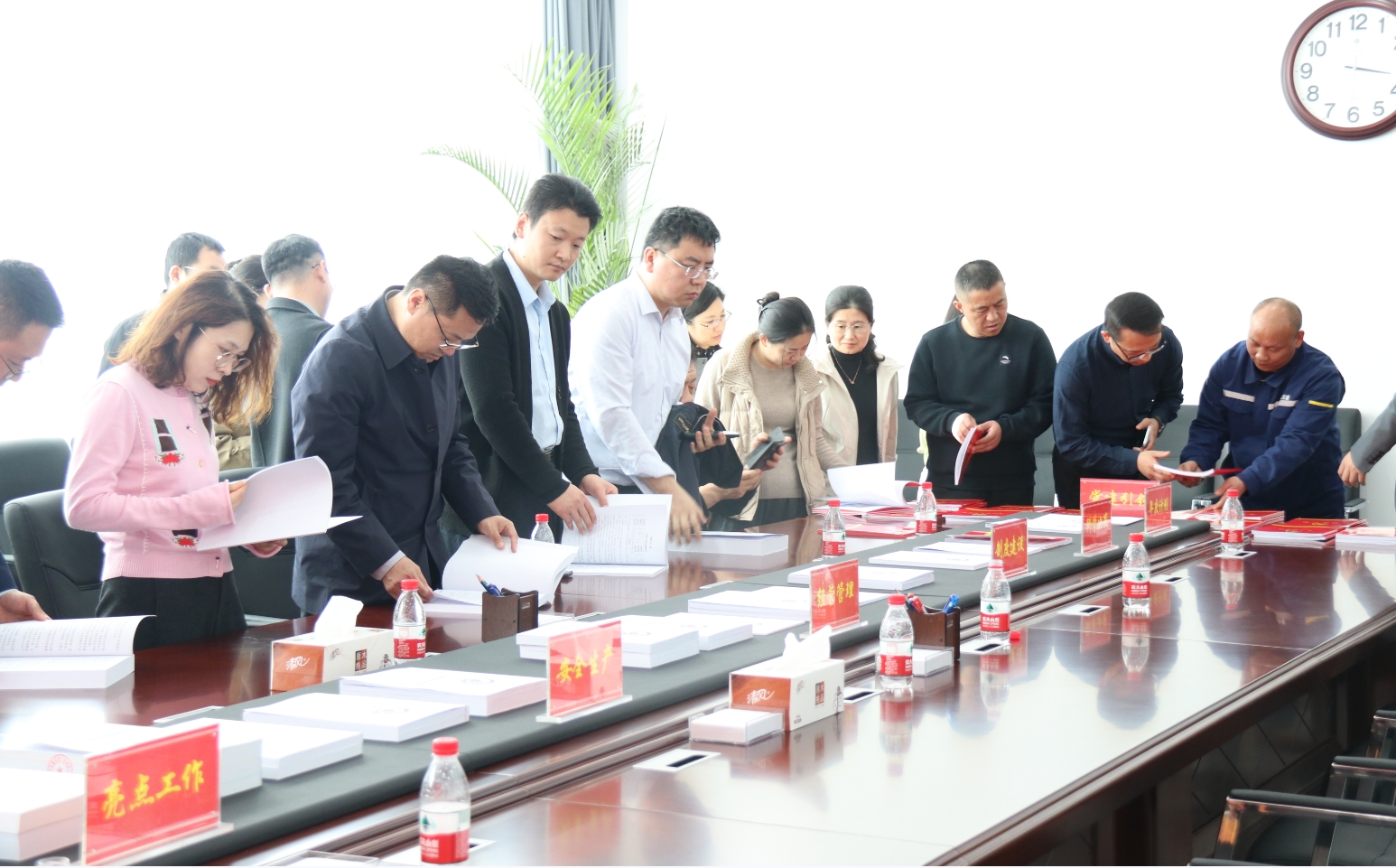 1744686187602487.png 1.png